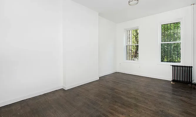 Rented by Evergreen Realty & Investments | media 4