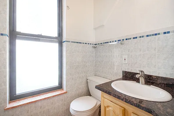 Rented by Zumper Inc | media 13