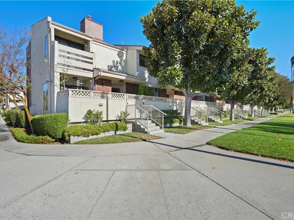 19451 Sherman Way #301, Reseda, CA 91335