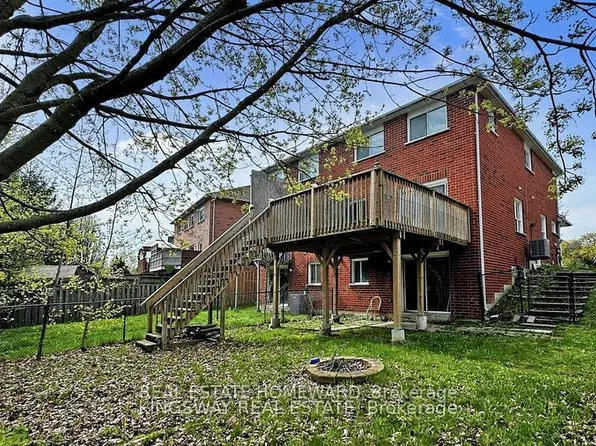 117 Primeau Dr #W/o, Aurora, ON L4G 6Z6