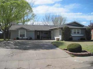 3400 Bandolina Ave, Roswell, NM 88201