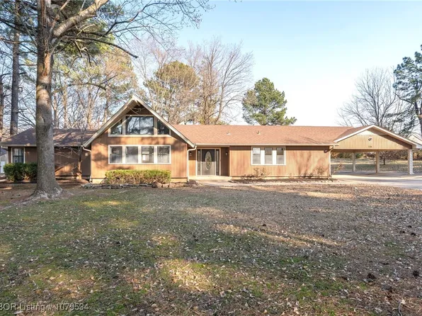 706 N Ulmer St, Greenwood, AR 72936