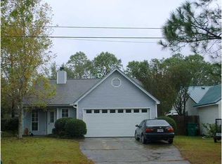 43 3rd Ave, Shalimar, FL 32579