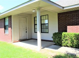 1800 Ingalls Ln, Alma, AR 72921