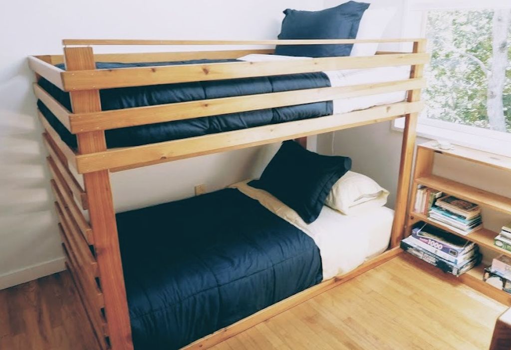  Bunk Bedroom