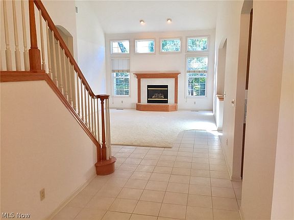 5th image of 21348 Woodview Cir