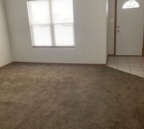 3rd image of 1594 Girard Ave