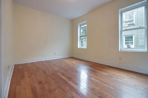 Rented by EXR | media 6