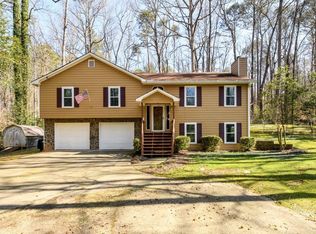 5325 Oaks Landing Ct, Sugar Hill, GA 30518