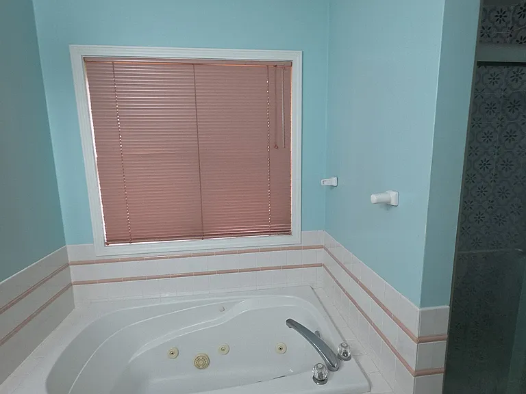 3601 W Brenwick Dr — Photo 44