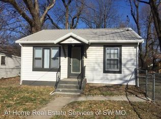 1421 W Lee St, Springfield, MO 65803