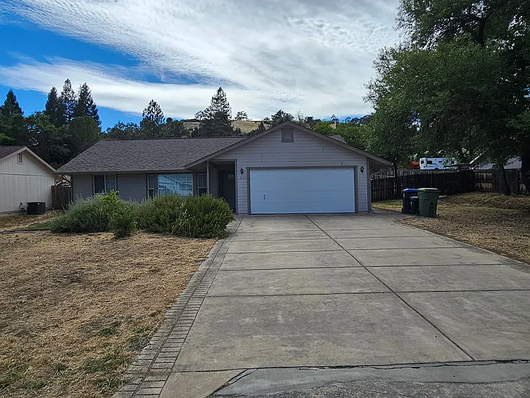 4363 Hickory Ave — Photo 1