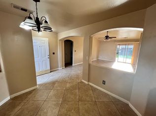 3017 Seaview Dr, Bakersfield, CA 93312