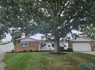 2237 Evergreen Dr, Defiance, OH 43512