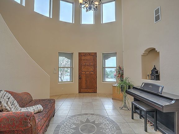 4th image of 11709 Coronado Ave NE