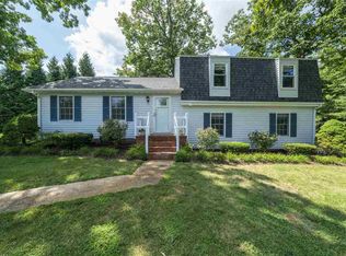 31 Dogwood Rd, Stuarts Draft, VA 24477