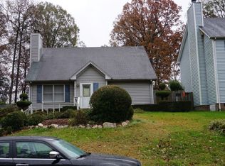 6 Loney Cir, Greensboro, NC 27406