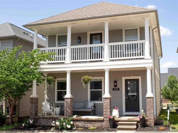 3913 Andover Ave, Auburn Hills, MI 48326