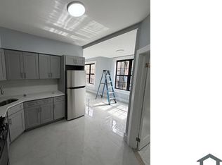 354 E 169th St Floor 3, Bronx, NY 10456