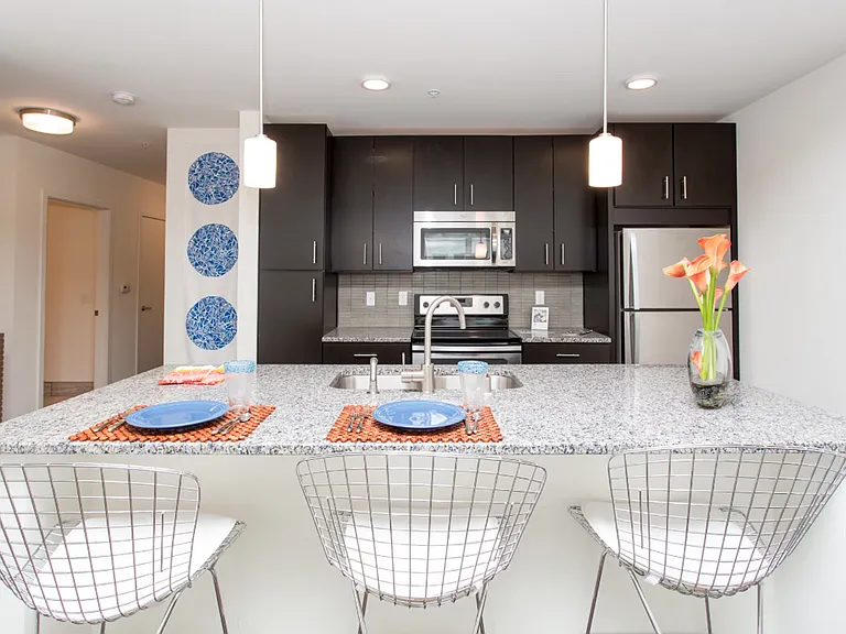 Metreau Apartments — Photo 33