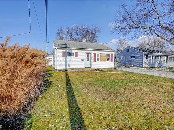 2nd image of 1408 Severs Dr
