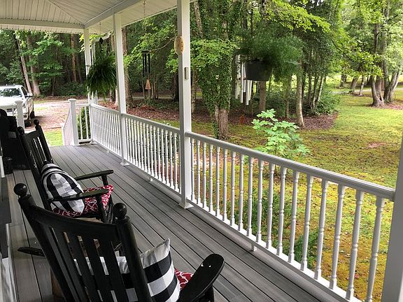4th image of 332 Green Pines Ln