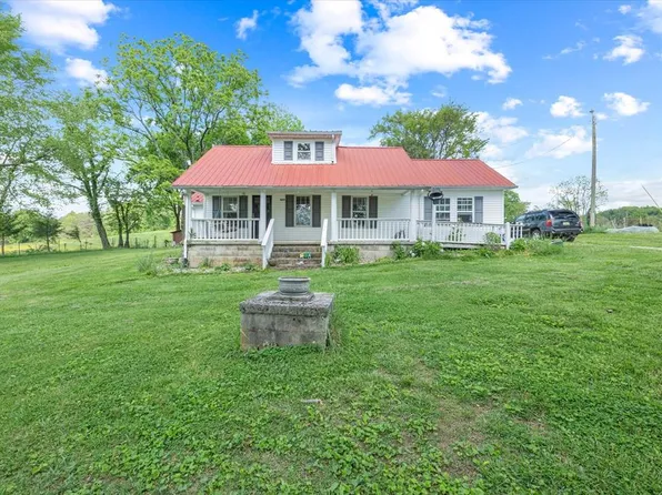 1625 Jones Chapel Rd, Byrdstown, TN 38549