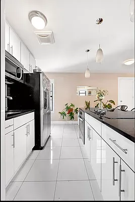 Rented by REAL New York | media 9