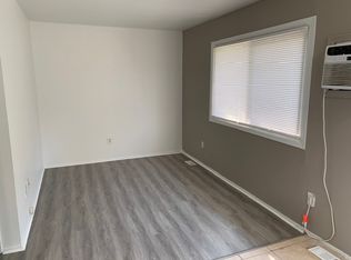 46411 Jefferson Ave, Chesterfield, MI