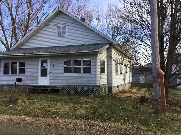2nd image of 119 N Railroad St