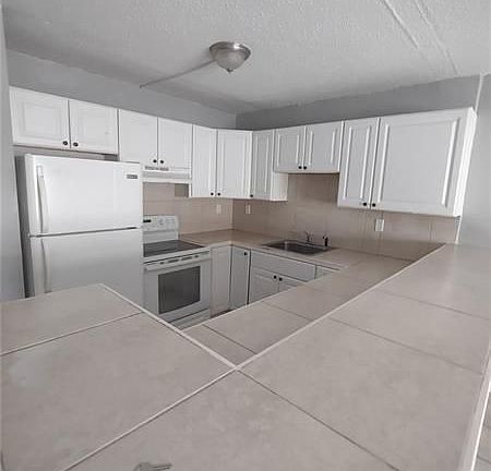 2nd image of 3106 NW 2nd Ter APT 102