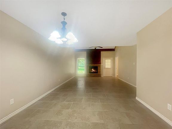 5th image of 107 Jurek Ln