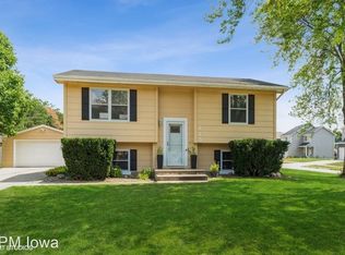 115 22nd Ave SW, Altoona, IA 50009