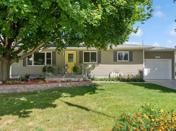1312 1st Ave E, Dyersville, IA 52040