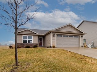 404 Bobwhite Way, Normal, IL 61761