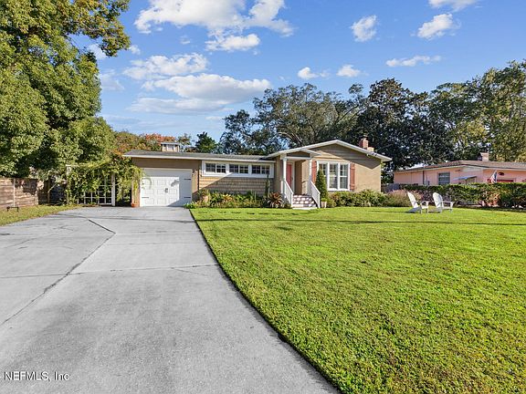 5th image of 3913 PONCE DE LEON Avenue