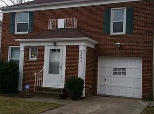 2093 Reveley Ave, Lakewood, OH 44107