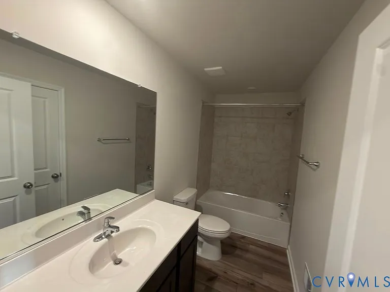 8760 Whitman Dr — Photo 13