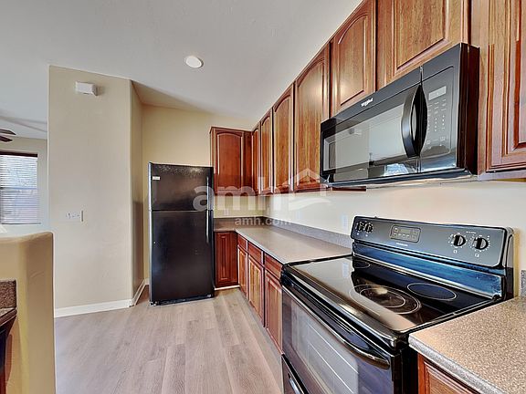 3rd image of 257 W Paseo Celestial