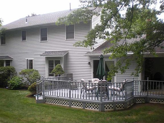 2nd image of 716 John Paul Ct
