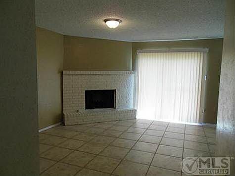 3rd image of 118 E Milas Ln