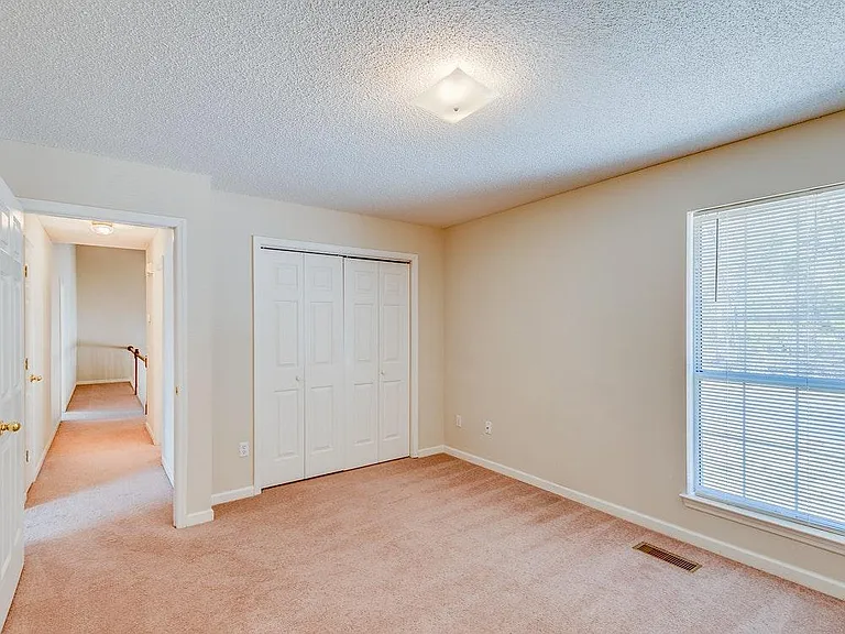 8804 Pebble Creek Rd — Photo 10