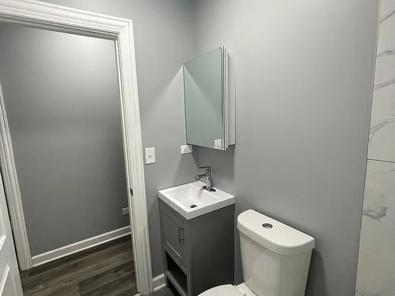 2842 W 25th Pl — Photo 13