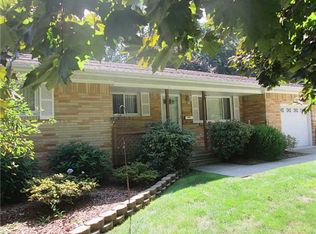 5253 Kellogg Rd, Toledo, OH 43615