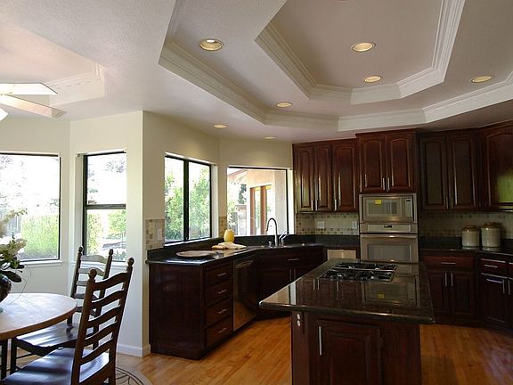 4th image of 2969 Amoroso Ct