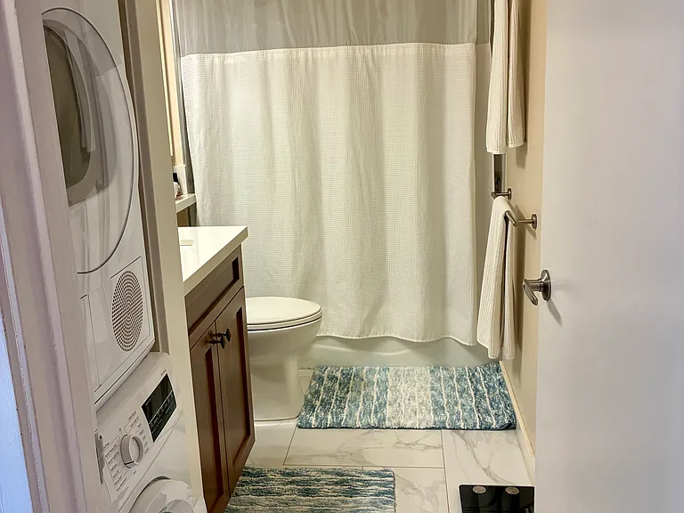 2600 Pualani Way #3303 — Photo 6