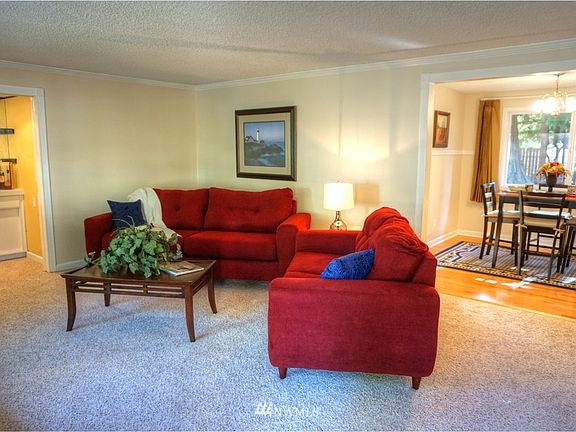3rd image of 8103 W Glen Drive