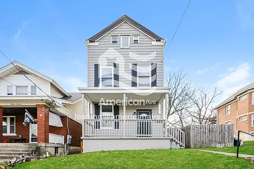 1121 Winfield Ave Photo 1