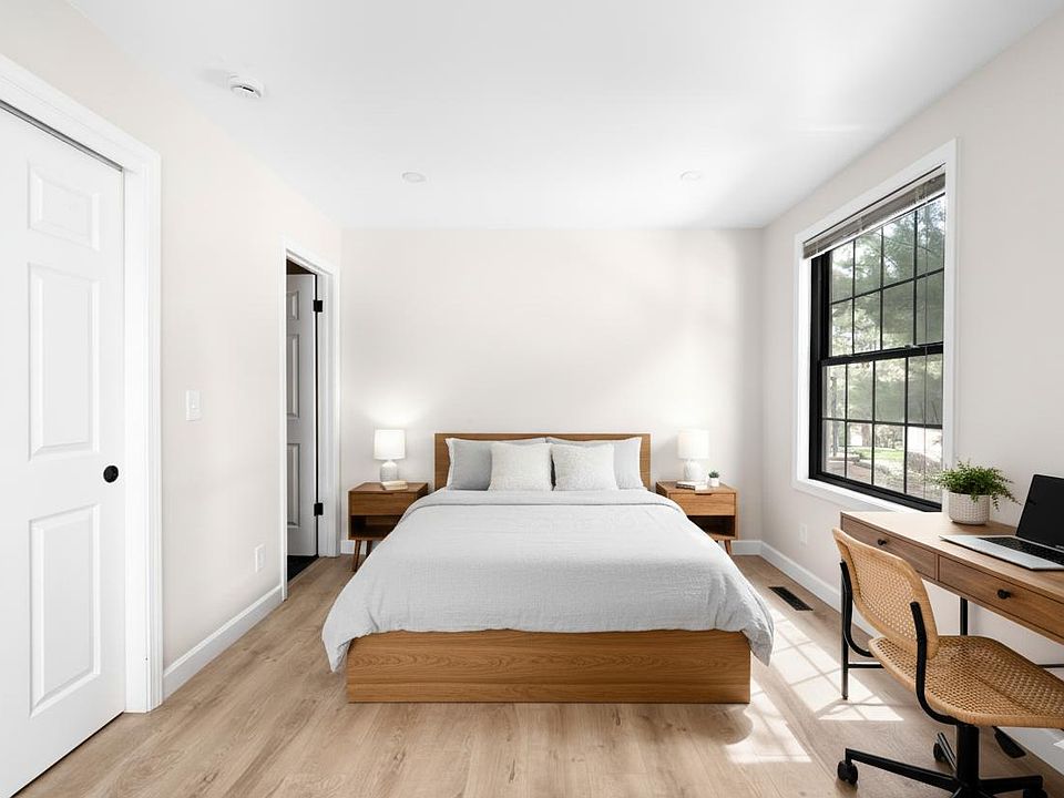 Queen bed, 2 night stands, desk and chair will be provided