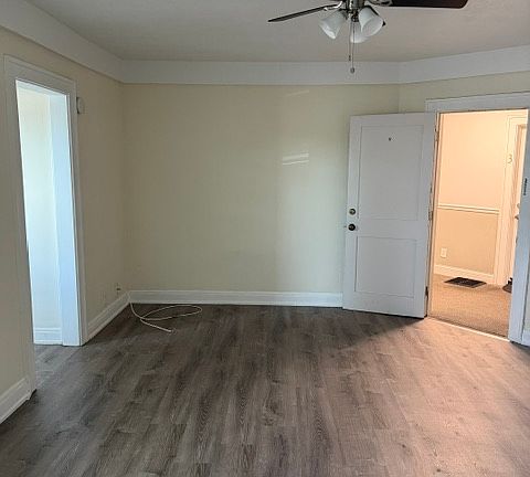 5th image of 19056 Old Detroit Rd #2